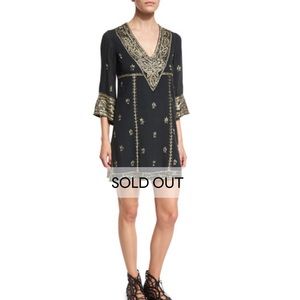 NWOT Alice + Olivia Black Kimono & Sequin Tunic Sleeve Metallic Gold Dress XS